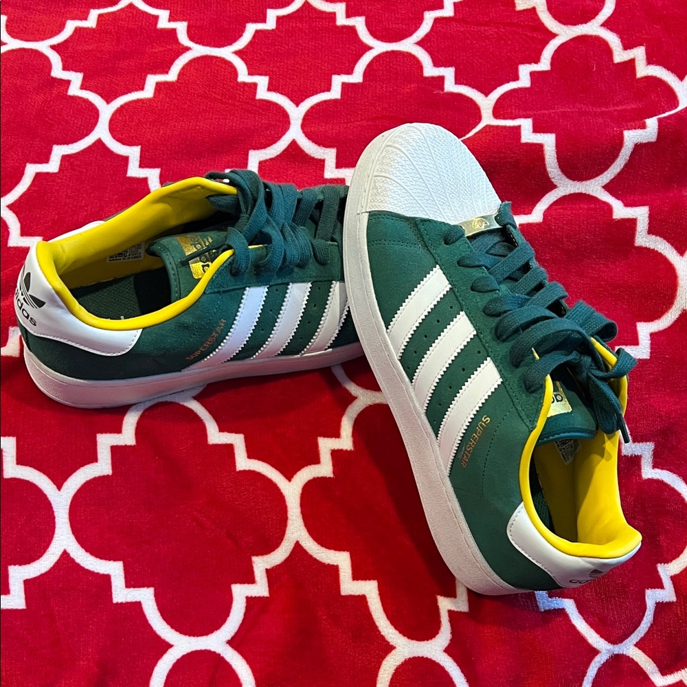 Adidas Men's Sneakers in Green and White